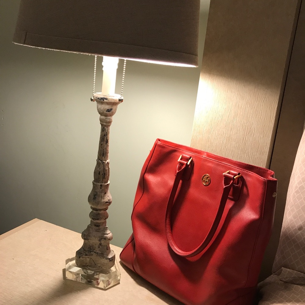 Handbag - Picture 3 of 8